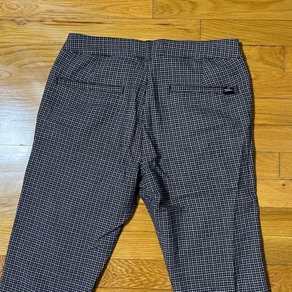 Hollister Super Skinny Chinos - Picture 2 of 4